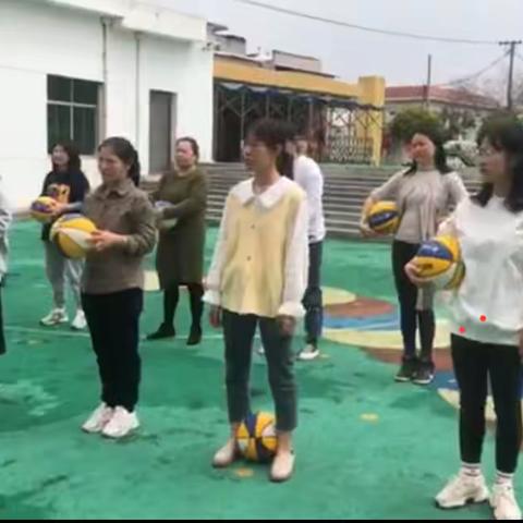 【快乐篮球教研共同体】玩转篮球🏀之“小猫追球”——记广昌县幼儿园篮球特色教研活动