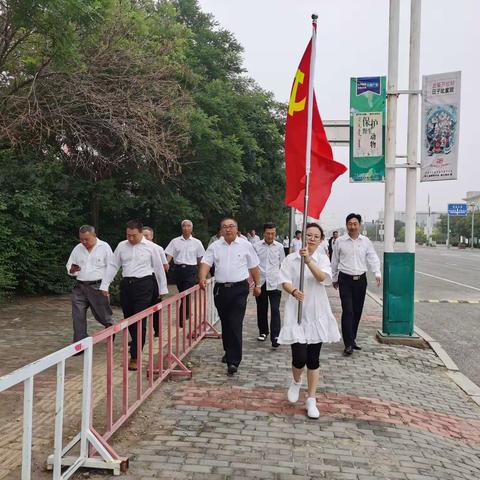 “感党恩，跟党走”——库伦小学庆七一党员系列活动