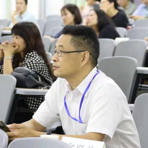链接各方力量，赋能教师成长