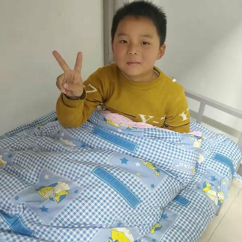 淮滨县第三小学进步学生臧子豪微书