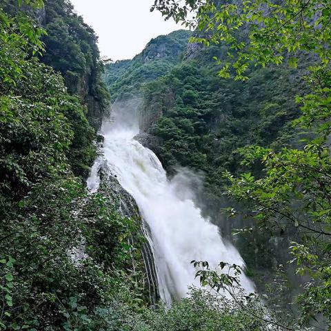 龙潭雄瀑又再现