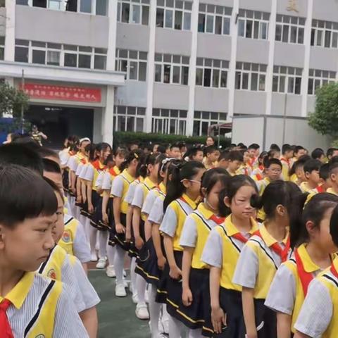 花儿向阳开，麻城市第二实验小学三（12）班精彩六一回顾