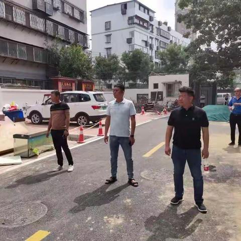 【金耀办事处城建所】全力拆违 助力老旧小区改造
