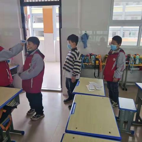 疫情期间的校园生活（一2班）