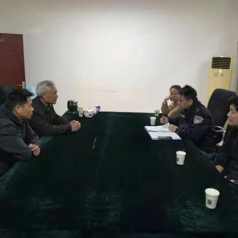 堤口路街道办事处加强“两会”期间人员密集场所消防安全检查