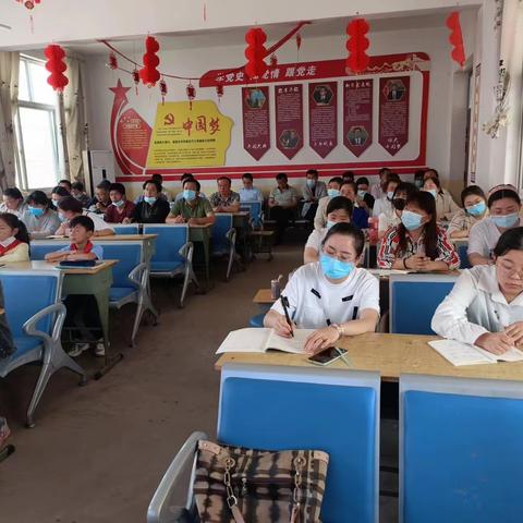 相互学习 相互促进——福堪镇数学组合作教研活动