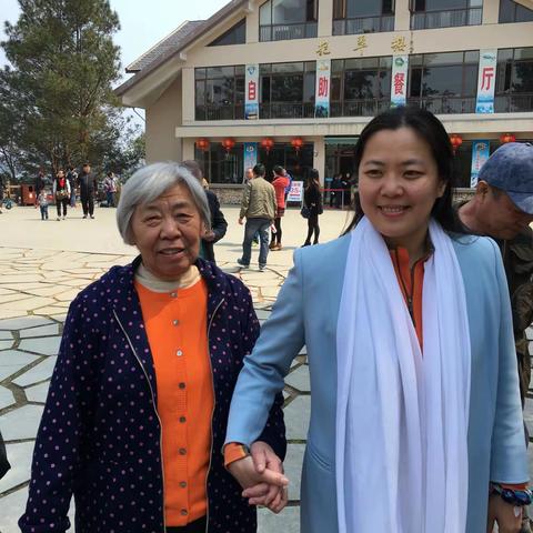 祝母亲幸福快乐！福寿安康！