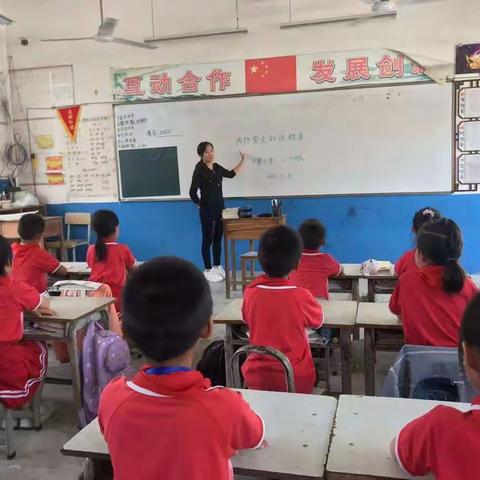 【红苗子党校育红苗】消防安全，铭记于心——三里镇大零小学2022年安全月消防应急疏散演练活动