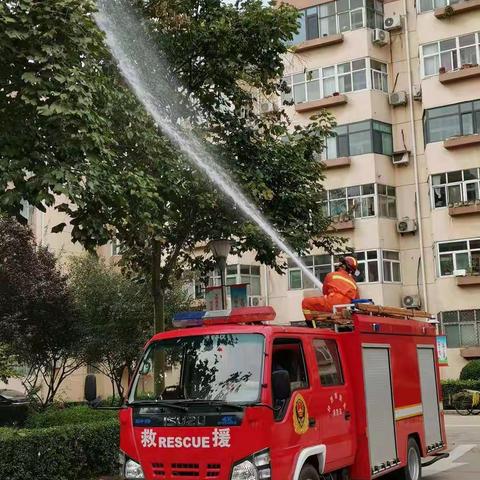 上安电厂社区“洗城净天”活动全员在行动