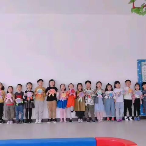 江苏师范大学附属实验幼儿园💫—大一班 “浓情五月天 感恩母亲节💕”