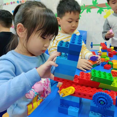 乐高课---摇摇马