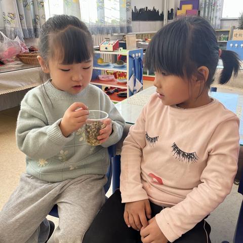 细心呵护，健康成长