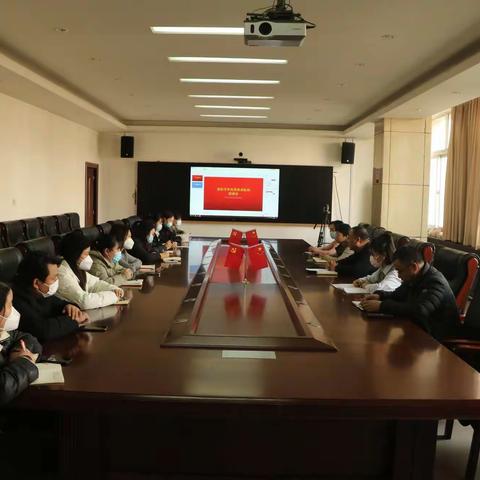 荥阳市教育局召开学科类培训机构座谈会
