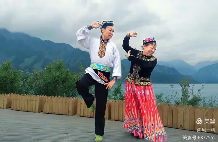 新疆天山天池风歌区