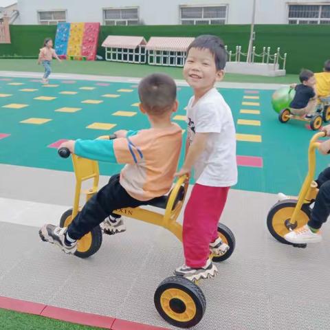 🎒 欣之蕾诺格幼儿园六一儿童节放假通知🎒