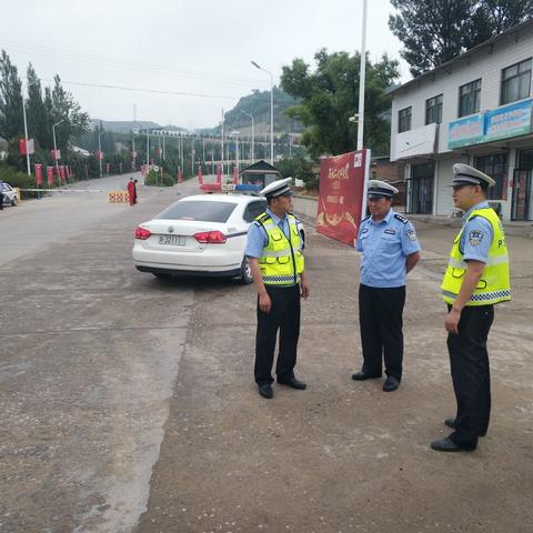 安塞公安交警“五个” 到位 筑牢事故预防安全防线