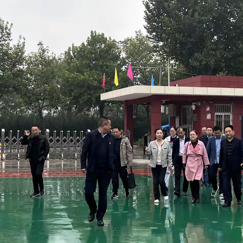 千阳县城关镇初级中学创建市级红领巾法学院示范校迎检工作顺利开展