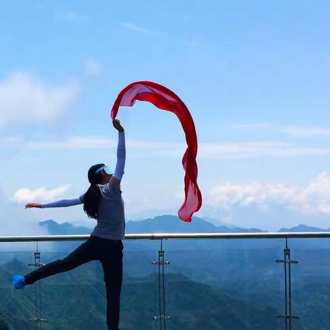 于炎炎夏日，邂逅塔云山清凉的云海