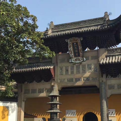 镇江金山寺、芙蓉楼和西津渡