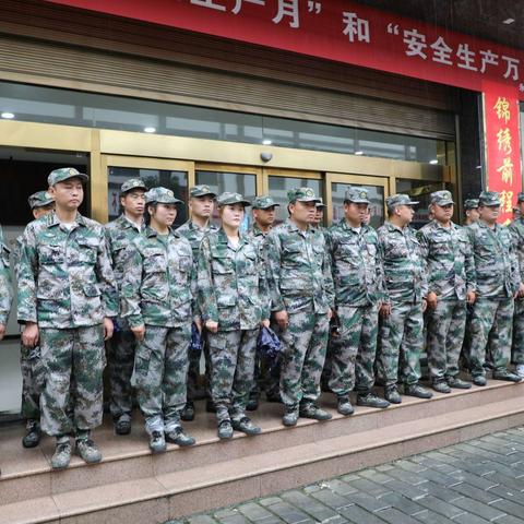 县民兵应急突击队紧急驰援永乐街道抗洪抢险