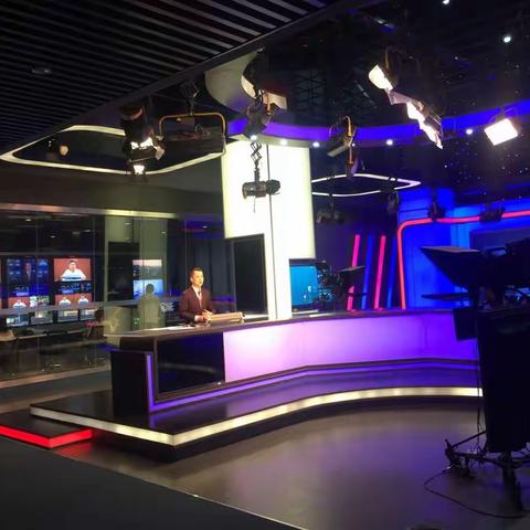 第三天 出了现场 做了一条纯现场新闻