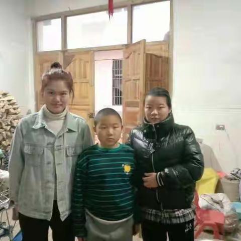 “心”家访，零距离——记杉树小学家访活动