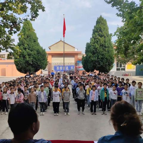 凝心聚力，再谱新篇——裴介中心校鲁因小学开学典礼