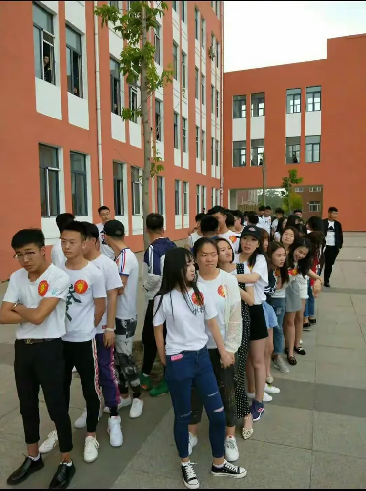 2018年大庆市育才中学高三毕业典礼