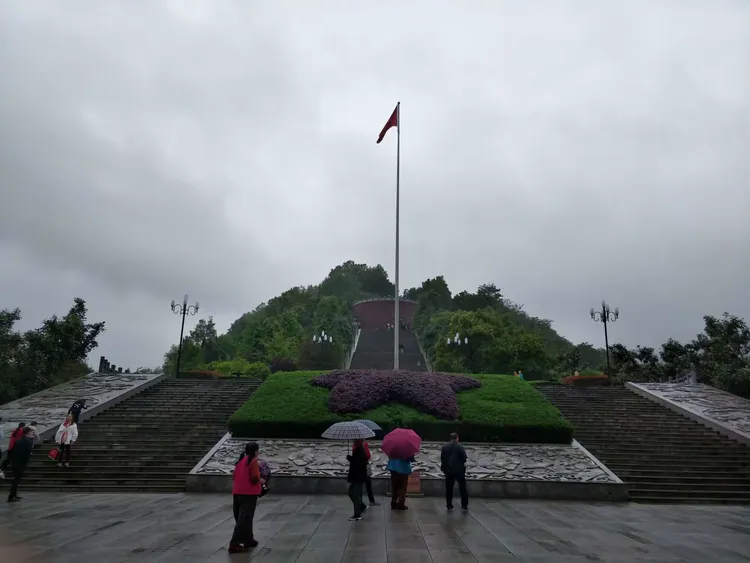 打卡网红将军岭隧道