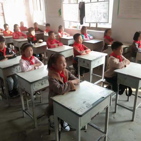 小寨镇小学少先队入队仪式