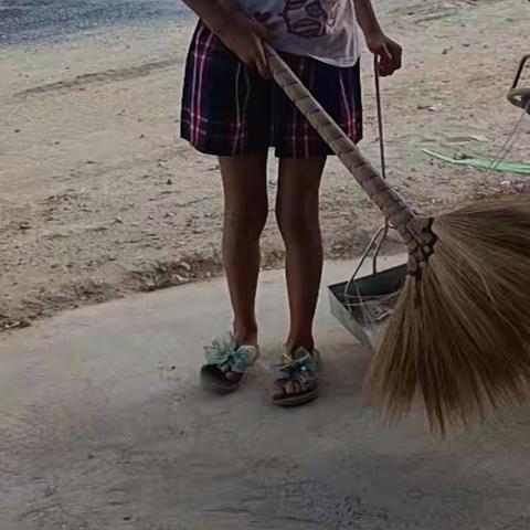 汗水浇灌幸福   劳动成就技能