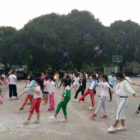 水田庄学校少年宫，留守儿童的乐园。