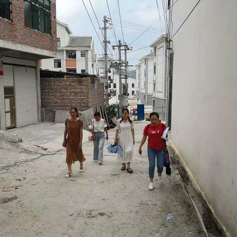 望谟县王母街道第三小学进行校外住宿生安全大排查