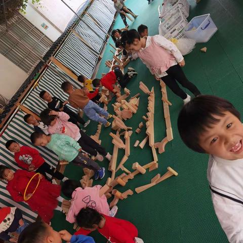 幼儿园建构区域活动