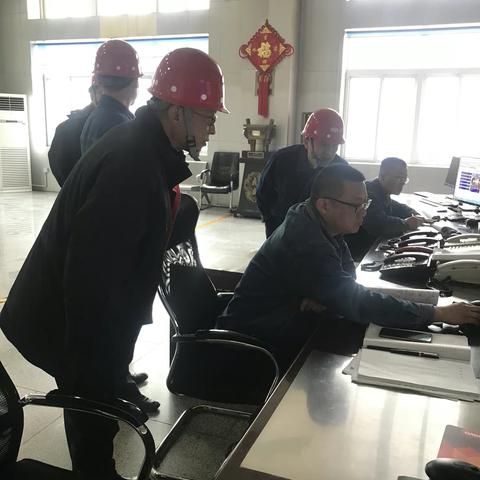 柴电公司领导班子深入基层，慰问看望生产一线职工