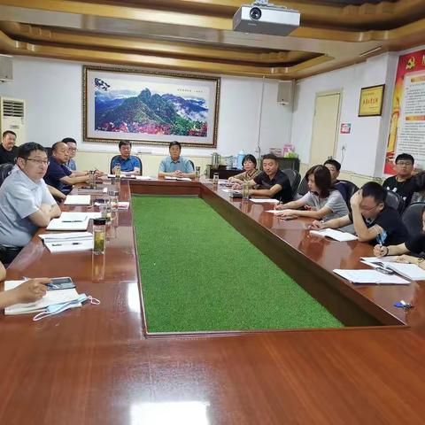 安康市中心医院召开新冠疫情防控专题会暨新冠病毒感控技术指南（第三版）培训会