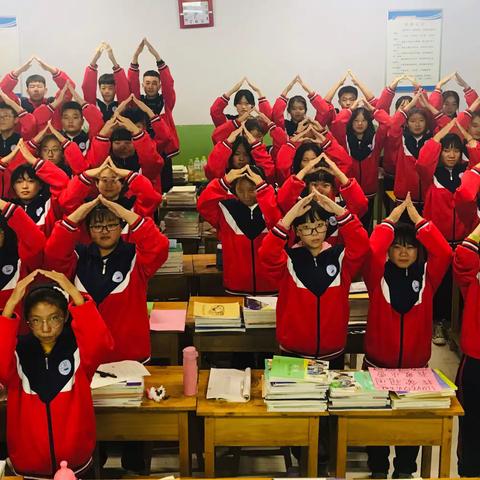 【歌唱祖国·凯歌前行】泰安工商学校19级护理07班庆祝伟大的祖国70华诞！