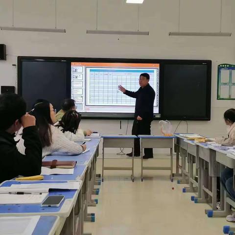 精准指引铸前程，凝心聚力促提升————单县一中附属学校八年级三会铭志