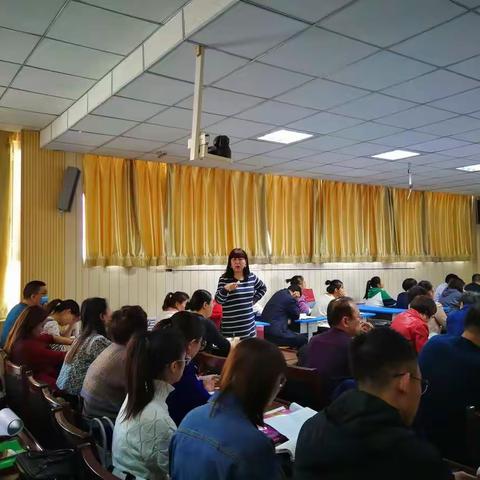 示范引领明方向 扎实教研促提升——青山区中考数学复习备考会