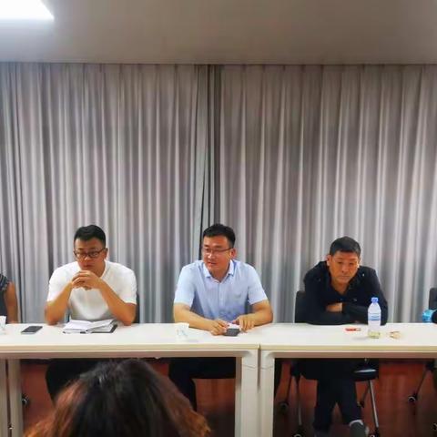 城发新环卫（长垣市）有限公司 发放夏季降暑用品