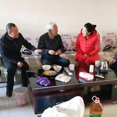 屯留区文化和旅游局开展“迎新春”走访慰问老干部和退役军人活动