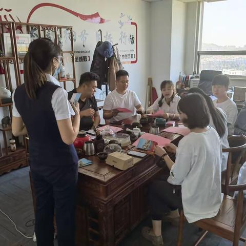 青岛农商银行自贸区支行—银企座谈会