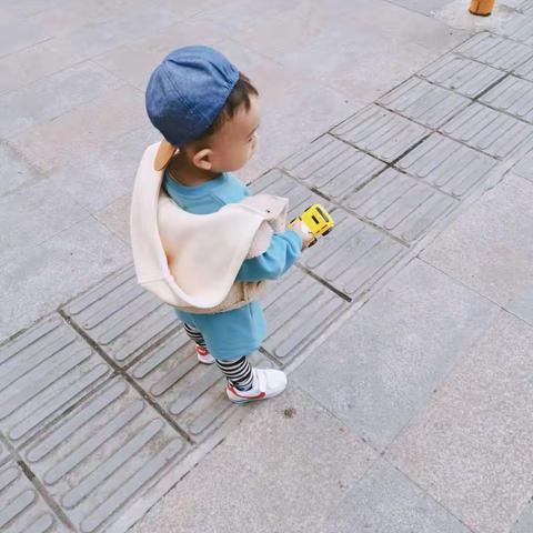 打卡中车共享城