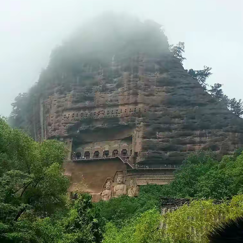 初游麦积山