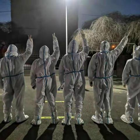 【这座城•一起守】温暖将至，微光助力：灯塔税务抗疫志愿者剪影