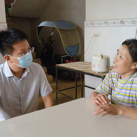 走访慰问送温暖 句句问候暖人心