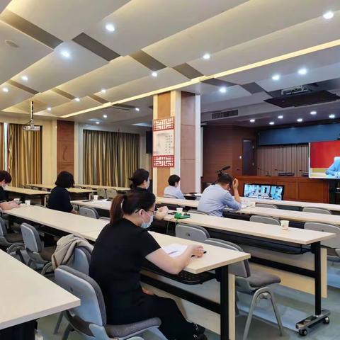 认真贯彻落实失业工伤保险缓缴政策