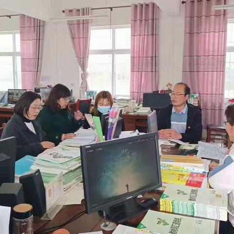 重常规、抓落实——杜康镇中毕业班教学常规检查