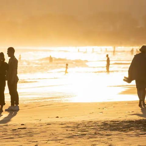 独立日，去海边消暑纳凉