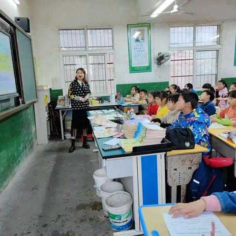 团陂片区各校青年教师来到团陂小学开展经验交流学习会